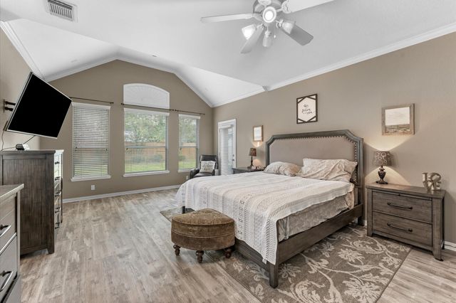 1615 Noble Pointe Drive, Spring, TX 77379