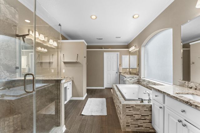 1615 Noble Pointe Drive, Spring, TX 77379