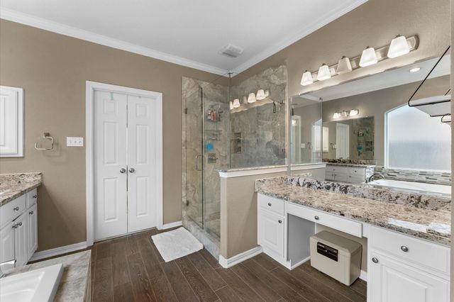 1615 Noble Pointe Drive, Spring, TX 77379