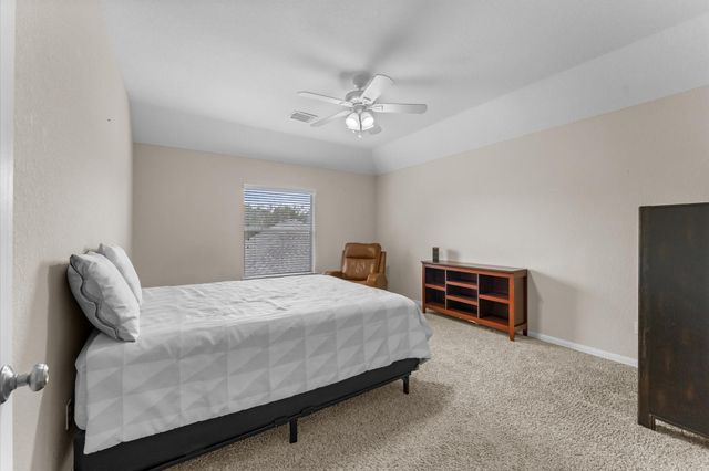 1615 Noble Pointe Drive, Spring, TX 77379