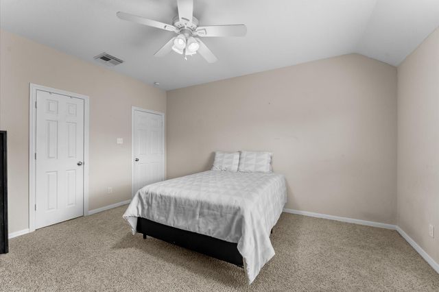 1615 Noble Pointe Drive, Spring, TX 77379