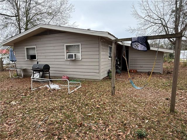 304 Lee W Street, Chickasaw, AL 36611