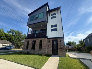 1307 71st Street A, Houston, TX 77011