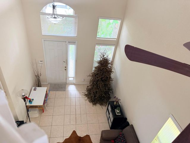 17 Country Lake Circle, Boynton Beach, FL 33436