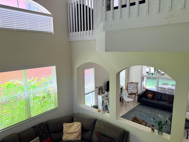 17 Country Lake Circle, Boynton Beach, FL 33436