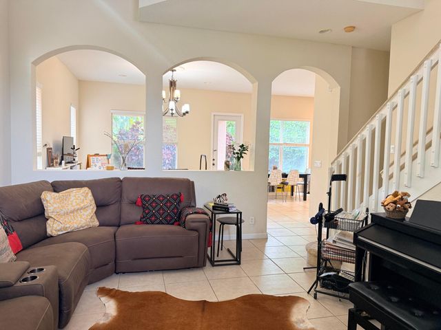 17 Country Lake Circle, Boynton Beach, FL 33436