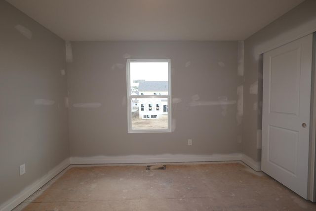 7799 Collins Drive, Reynoldsburg, OH 43068