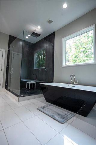 1099 VISTA NE Trail, Atlanta, GA 30324