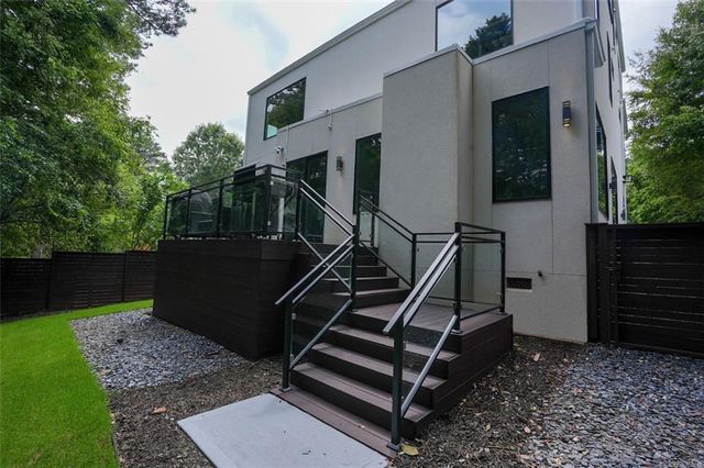 1099 VISTA NE Trail, Atlanta, GA 30324