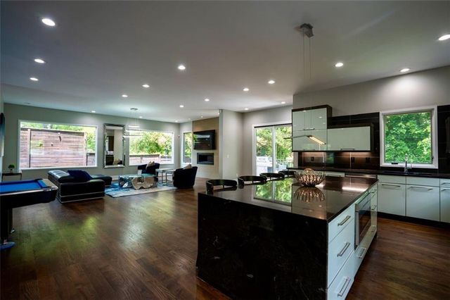 1099 VISTA NE Trail, Atlanta, GA 30324