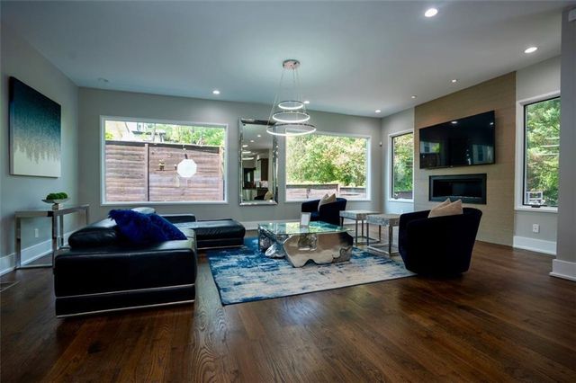 1099 VISTA NE Trail, Atlanta, GA 30324