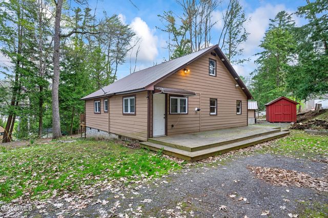 11 Lakeview Terrace, Hadley, NY 12835