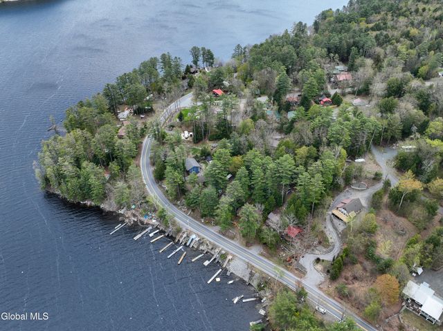 11 Lakeview Terrace, Hadley, NY 12835