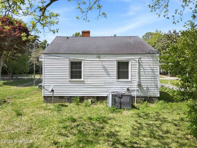 519 National Court Drive, New Bern, NC 28560