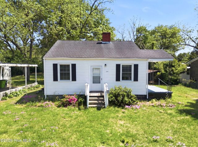 519 National Court Drive, New Bern, NC 28560