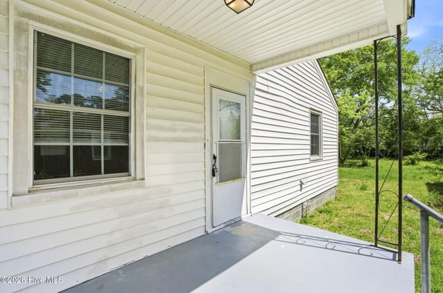 519 National Court Drive, New Bern, NC 28560