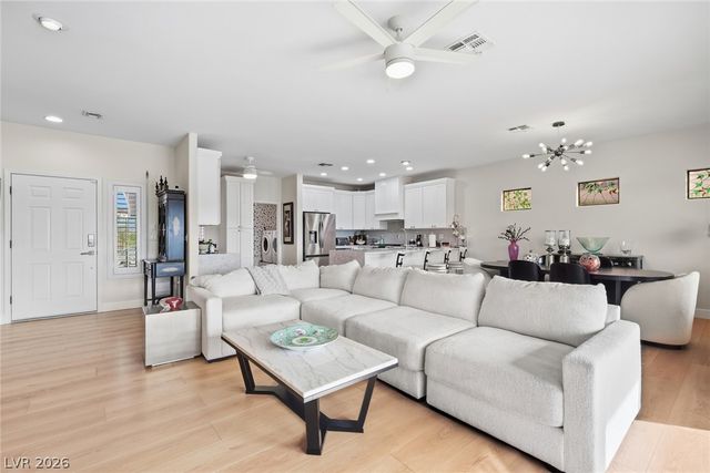 3024 Sumter Valley Circle, Henderson, NV 89052