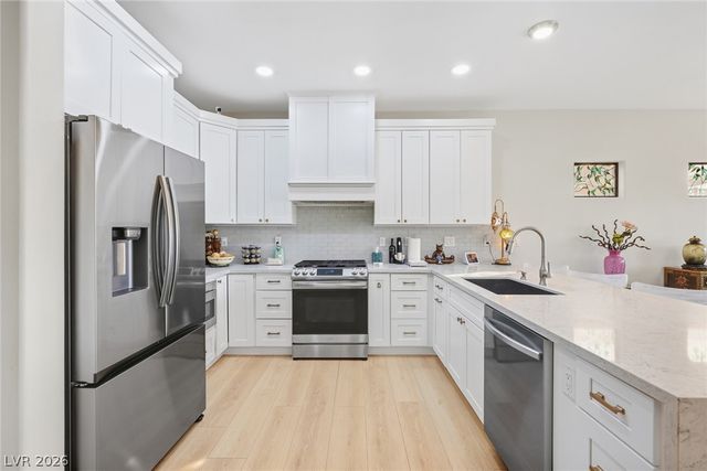 3024 Sumter Valley Circle, Henderson, NV 89052
