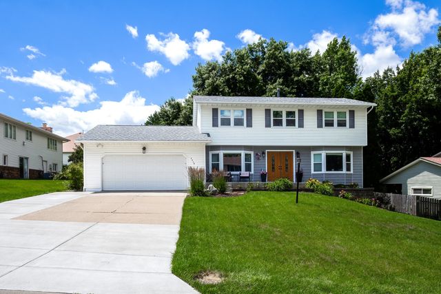 4314 Spring Street, Davenport, IA 52807