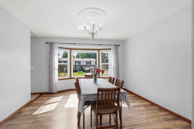 4314 Spring Street, Davenport, IA 52807