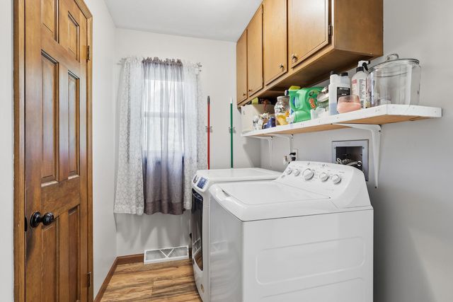 4314 Spring Street, Davenport, IA 52807