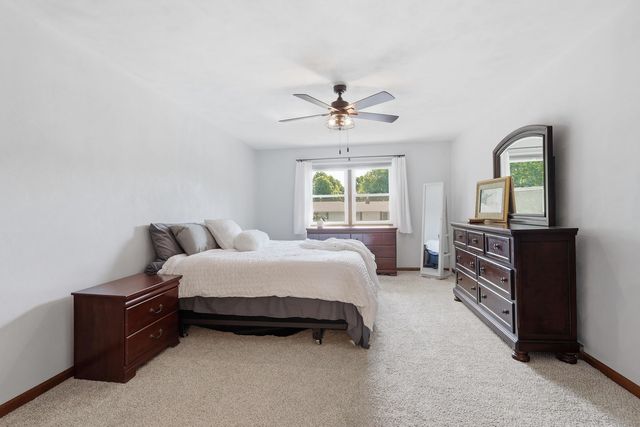 4314 Spring Street, Davenport, IA 52807