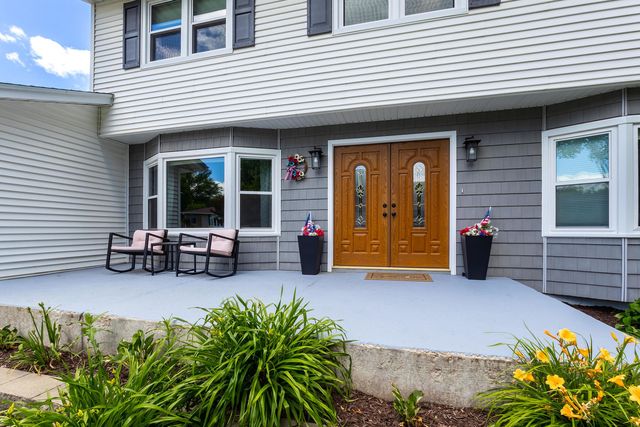 4314 Spring Street, Davenport, IA 52807