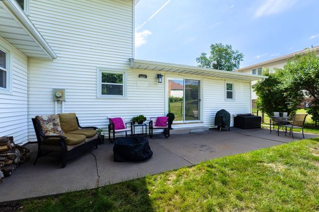 4314 Spring Street, Davenport, IA 52807