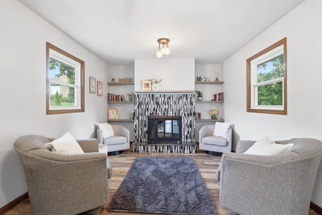4314 Spring Street, Davenport, IA 52807