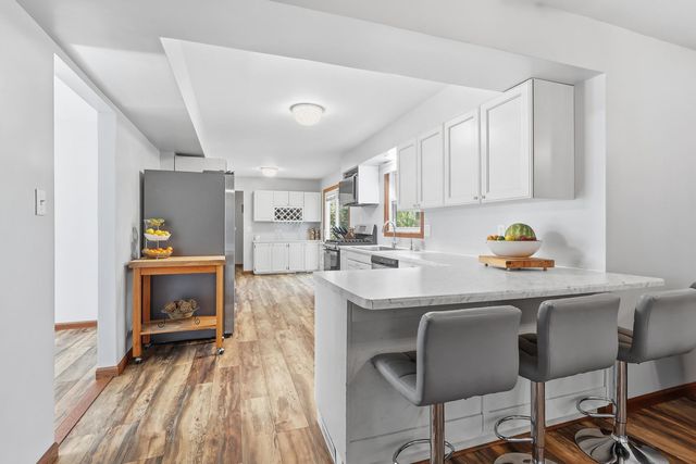 4314 Spring Street, Davenport, IA 52807