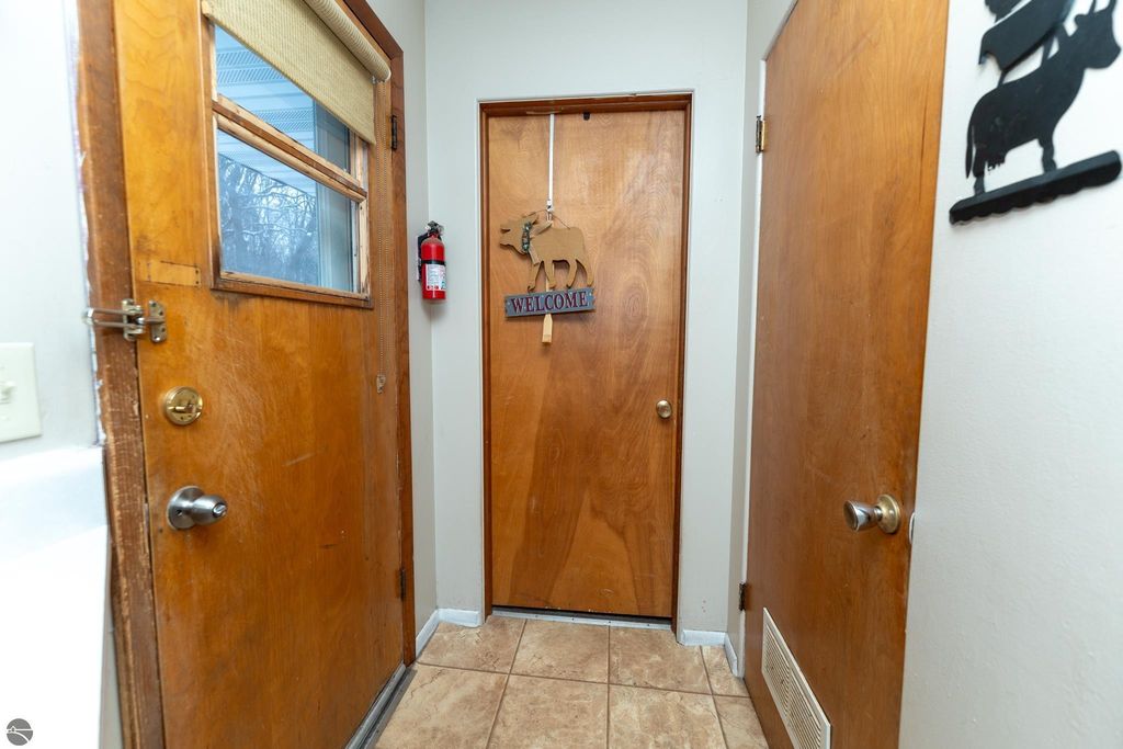 Image 12 of property listing at 1736 Stockman Road, Mt Pleasant, MI 48858