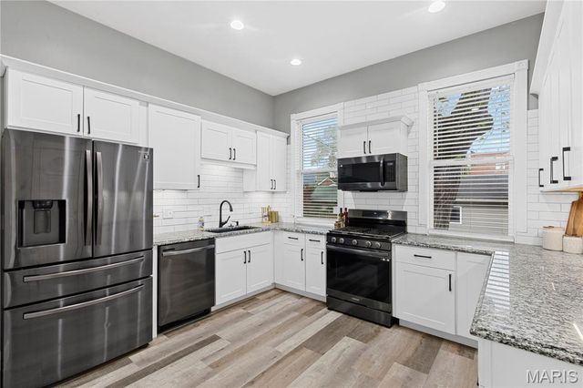 2922 S Compton Avenue, St Louis, MO 63118