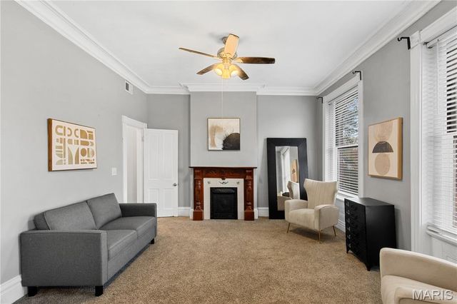 2922 S Compton Avenue, St Louis, MO 63118