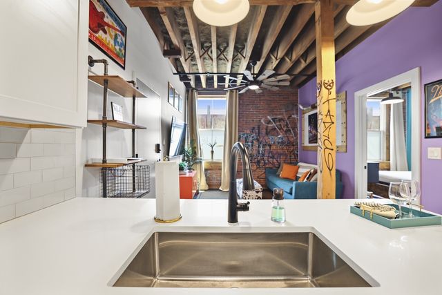 610 21st Ave N Apt 101, Nashville, TN 37203