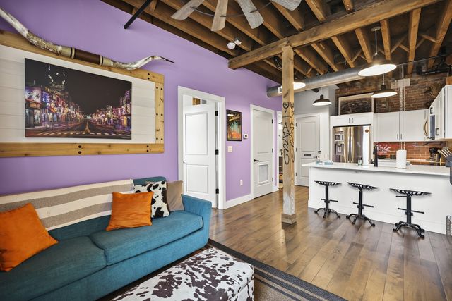 610 21st Ave N Apt 101, Nashville, TN 37203