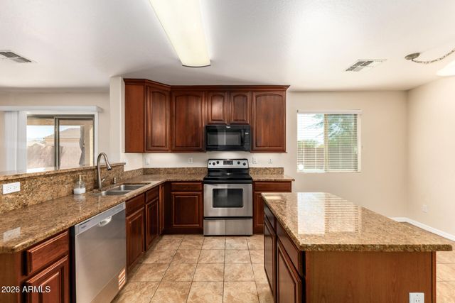 3335 W LA SALLE Street, Phoenix, AZ 85041