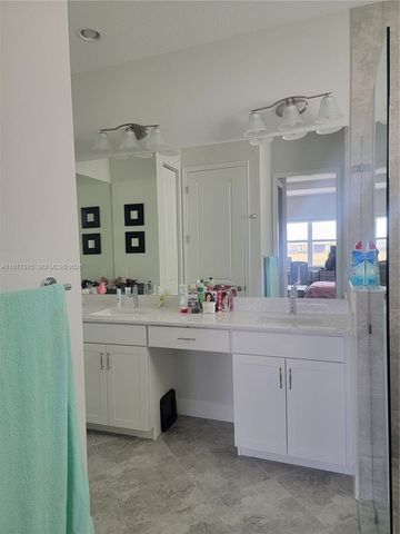 5426 Pecan Dr ., Westlake, FL 33470