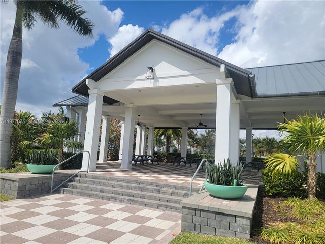 5426 Pecan Dr ., Westlake, FL 33470