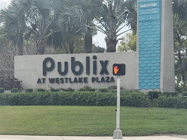 5426 Pecan Dr ., Westlake, FL 33470