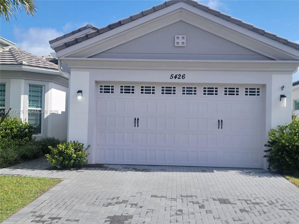 5426 Pecan Dr ., Westlake, FL 33470