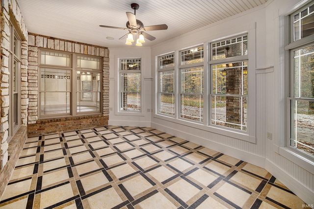 2777 6th Road, Bremen, IN 46506