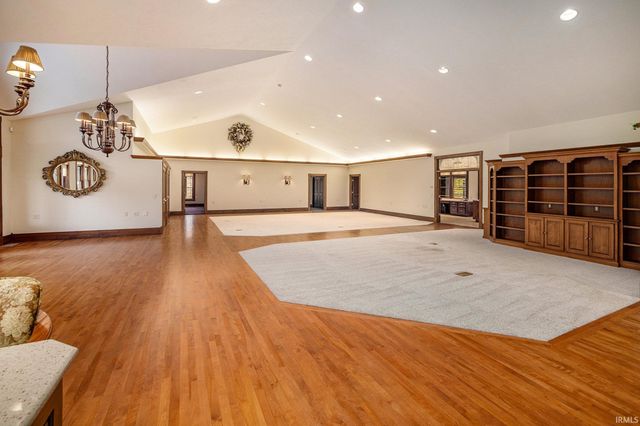 2777 6th Road, Bremen, IN 46506