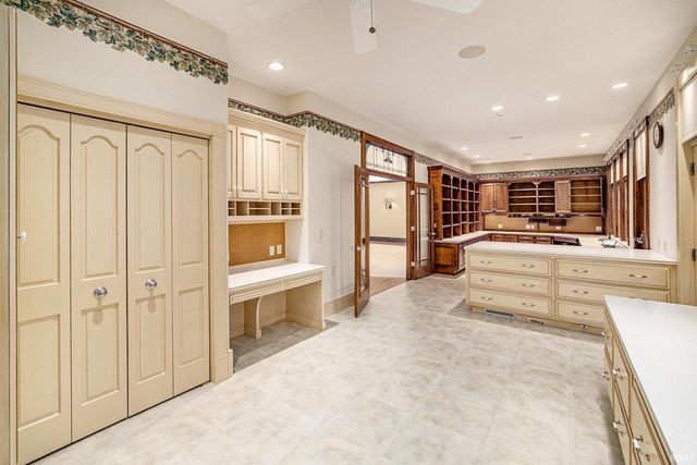 2777 6th Road, Bremen, IN 46506