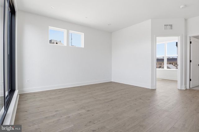 5518 TOPAZ LN, Bethesda, MD 20816