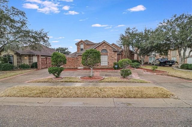 7865 Etienne Dr, Corpus Christi, TX 78414