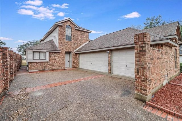 7865 Etienne Dr, Corpus Christi, TX 78414