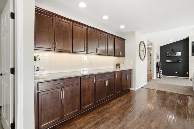 1910 Holly Street SE, Demotte, IN 46310