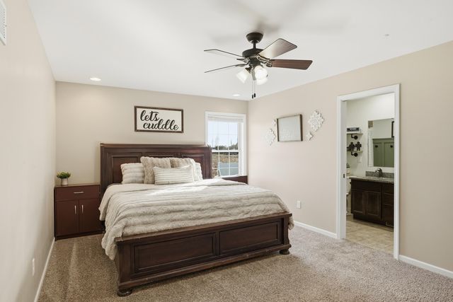 1910 Holly Street SE, Demotte, IN 46310