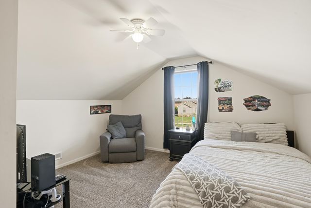 1910 Holly Street SE, Demotte, IN 46310