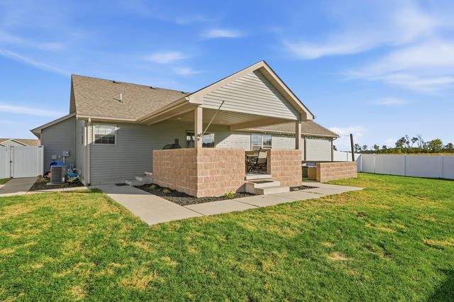 1910 Holly Street SE, Demotte, IN 46310